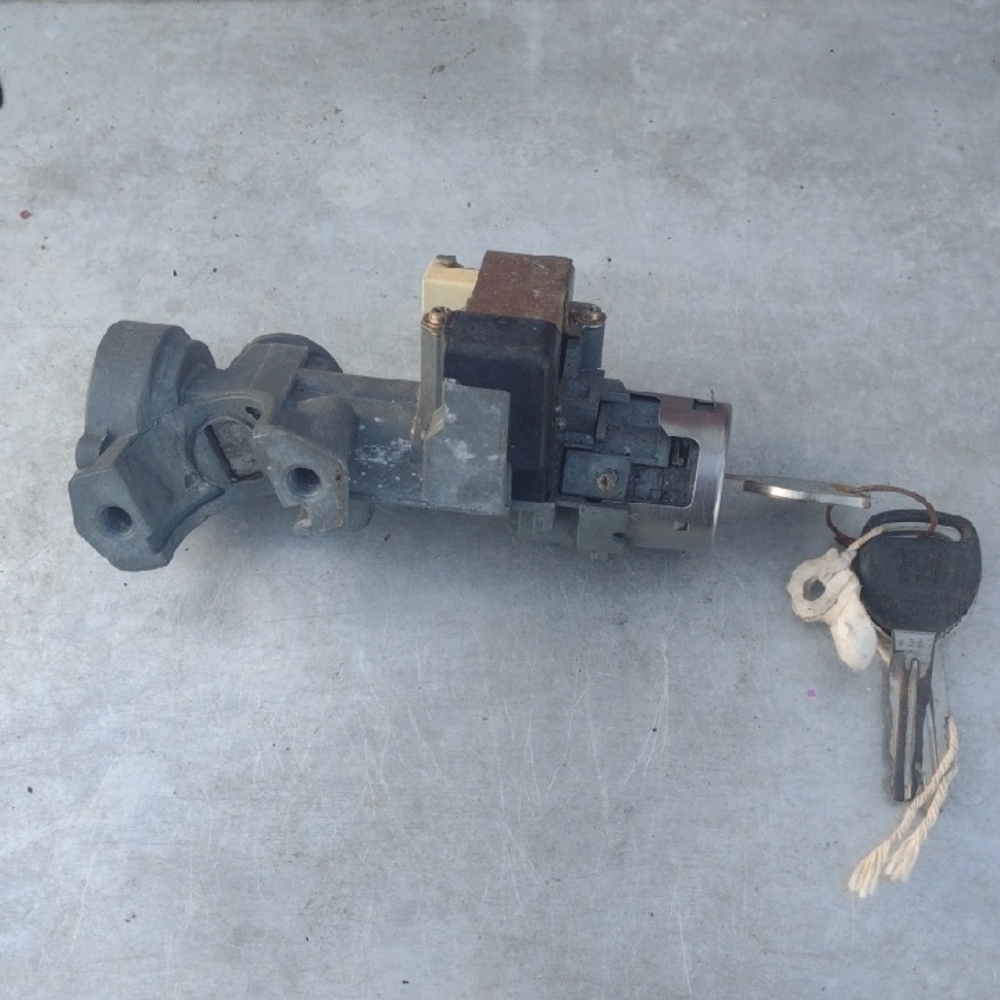 Honda SM4-700-1 Ignition Lock Cylinder with Keys